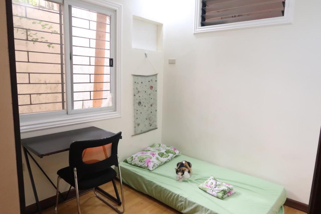 Cat＆Japanese Only At Uh-Huh House Cebu Exterior foto